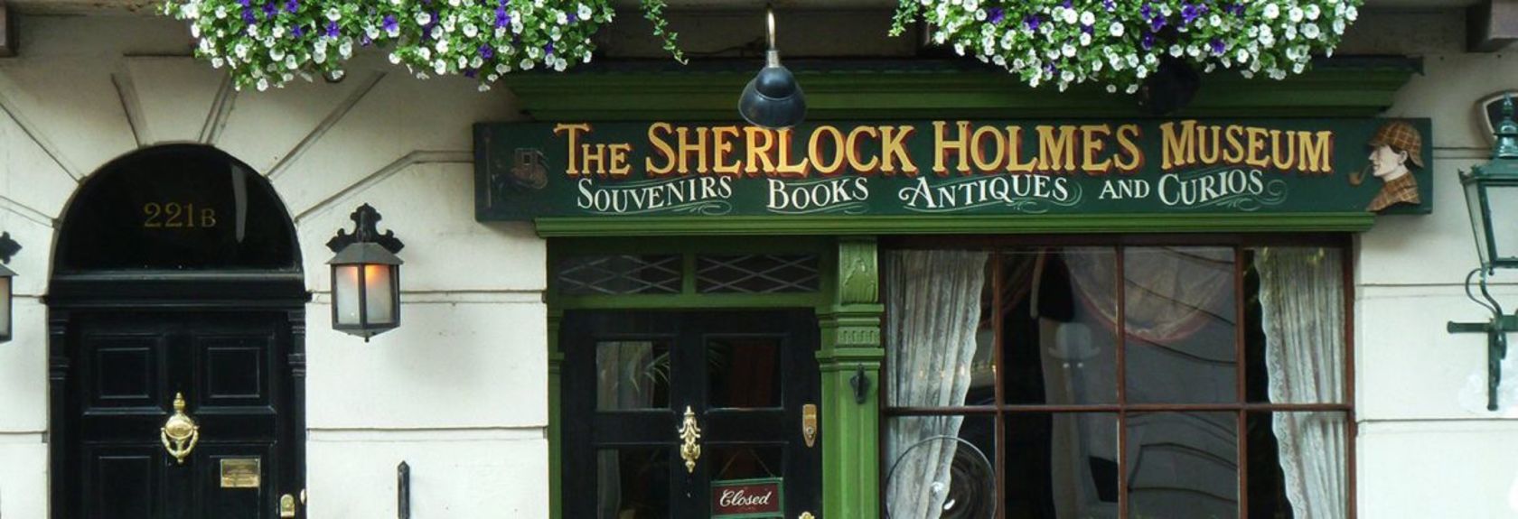 Se você é um grande fã do detetive Sherlock Holmes, uma visita ao Sherlock Holmes Museu não deve ser perdida na sua pausa em Londres. O pequeno museu é totalmente dedicado a Sherlock Holmes e foi adaptado para a época do século XIX.